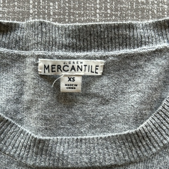 J Crew Mercantile Lightweight Grey Women’s Crew Neck Pullover Sweater Size XS - Picture 3 of 10